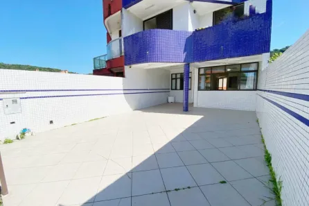 Sobrado com 4 Quartos à venda, 167m² no , 
