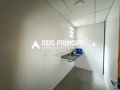 Ponto Comercial para alugar, 106m² no Gardênia Azul, Rio de Janeiro
