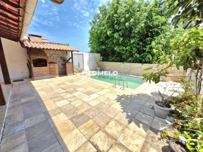 Casa de Condomínio com 3 Quartos para alugar, 200m² no Freguesia (Jacarepaguá), Rio de Janeiro