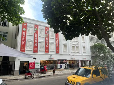 Ponto Comercial para venda ou aluguel, 87m² no Leme, Rio de Janeiro