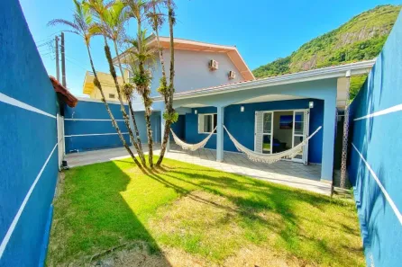 Sobrado com 5 Quartos à venda, 408m² no Sertaozinho, Matinhos