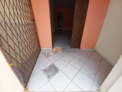 Casa de Condomínio com 3 Quartos para alugar, 56m² no Alecrim, Natal
