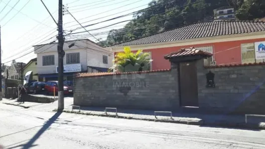 Casa com 2 Quartos para alugar, 170m² no Morin, Petrópolis