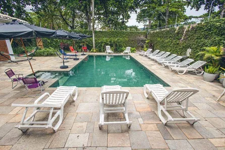 Casa com 8 Quartos para venda ou aluguel, 700m² no Balneário Praia do Pernambuco, Guarujá