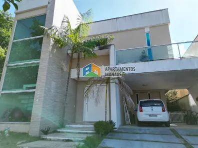 Casa de Condomínio com 3 Quartos à venda, 300m² no Chapada, Manaus