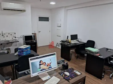 Sala Comercial à venda, 25m² no São Domingos, Niterói