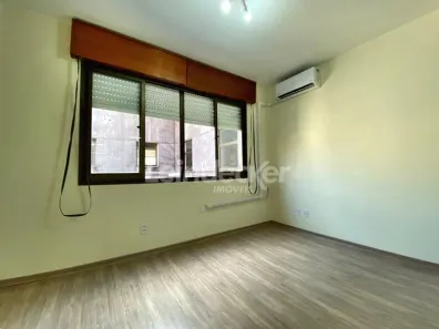 Kitnet com 1 Quarto para alugar, 30m² no Floresta, Porto Alegre