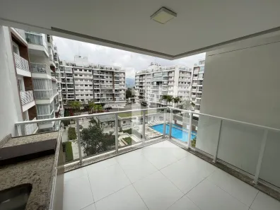 Apartamento com 2 Quartos para alugar, 75m² no Recreio dos Bandeirantes, Rio de Janeiro