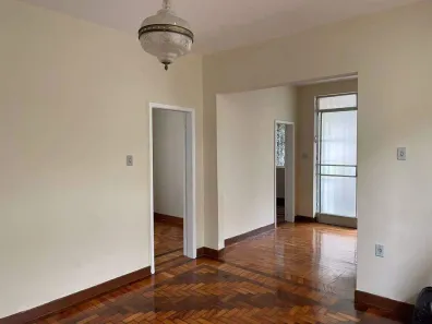 Casa com 3 Quartos para alugar, 120m² no Serra, Belo Horizonte
