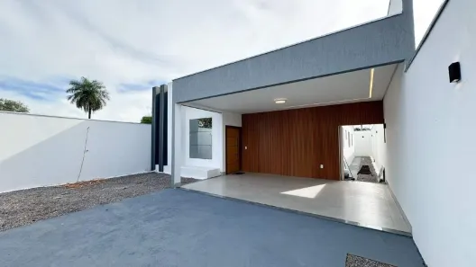 Casa com 3 Quartos à venda, 130m² no Plano Diretor Expansão Sul, Palmas