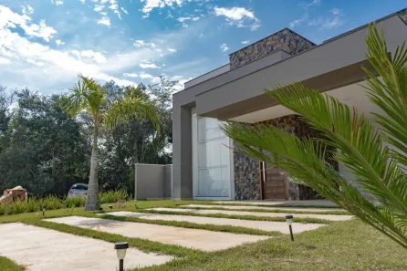 Casa de Condomínio com 3 Quartos para venda ou aluguel, 184m² no Ninho Verde II, Pardinho