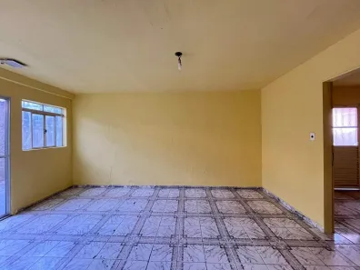 Casa com 2 Quartos para alugar, 440m² no Vale do Jatobá (Barreiro), Belo Horizonte