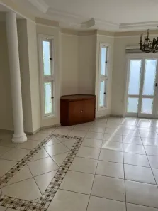 Casa de Condomínio com 4 Quartos para alugar, 380m² no Vila Costa, Taubaté