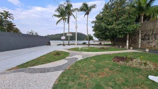 Lote/Terreno à venda, 300m² no Balneário Praia do Pernambuco, Guarujá