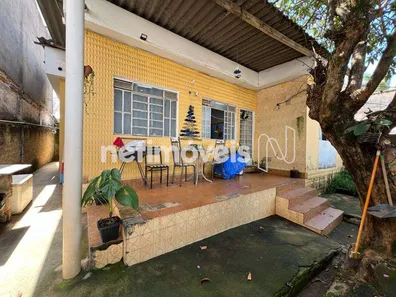 Casa com 3 Quartos à venda, 500m² no Monsenhor Messias, Belo Horizonte