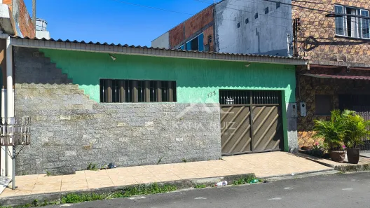 Casa com 2 Quartos para alugar, 160m² no Nova Cidade, Manaus