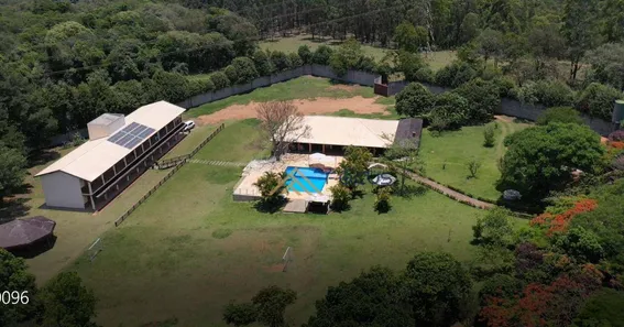 Fazenda/Sítio com 16 Quartos para venda ou aluguel, 1800m² no Cai, Cabreúva