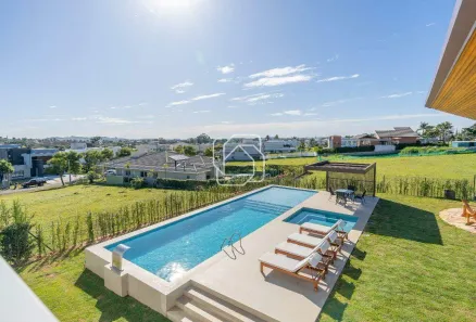 Casa de Condomínio com 5 Quartos para alugar, 960m² no Jacaré, Cabreúva
