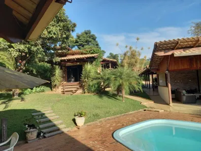 Fazenda/Sítio com 6 Quartos para alugar, 600m² no , Juatuba
