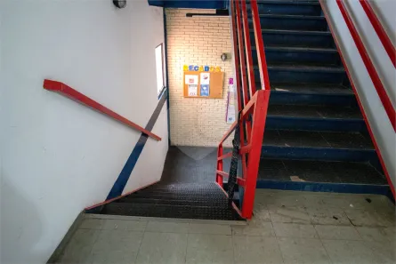 Sala Comercial para alugar, 24m² no Centro, São Roque