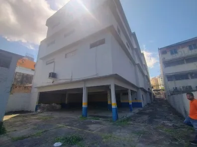 Prédio Residencial para alugar, 980m² no Chapada, Manaus