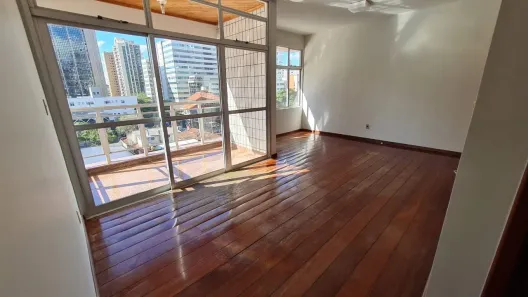 Apartamento com 3 Quartos para alugar, 95m² no Santo Antônio, Belo Horizonte