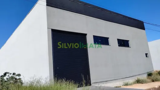 Galpão/Depósito/Armazém com 1 Quarto para alugar, 585m² no Paiçandu, Paiçandu