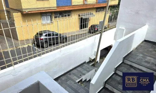 Casa com 3 Quartos para alugar, 200m² no Santo Antônio, Belo Horizonte