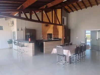 Casa com 2 Quartos à venda, 262m² no Centro, Araraquara