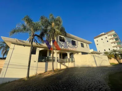 Casa com 5 Quartos para alugar, 700m² no Ingá Alto, Betim