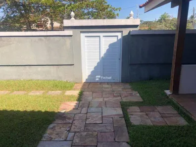 Casa com 3 Quartos para alugar, 250m² no Balneário Praia do Pernambuco, Guarujá