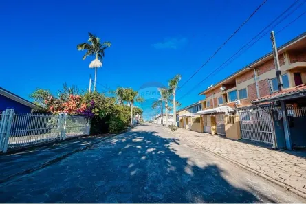 Apartamento com 2 Quartos à venda, 31m² no Saint Etiene, Matinhos