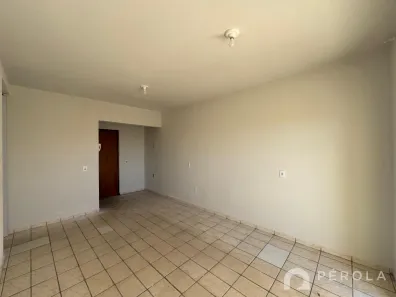 Apartamento com 3 Quartos para alugar, 54m² no Jardim Mariliza, Goiânia