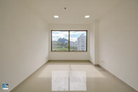 Ponto Comercial para alugar, 21m² no Barra Olímpica, Rio de Janeiro