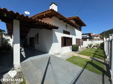 Casas à venda em Bombinhas, SC - Viva Real