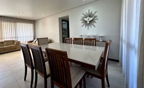 Apartamento com 4 Quartos para venda ou aluguel, 248m² no Jardim Apipema, Salvador