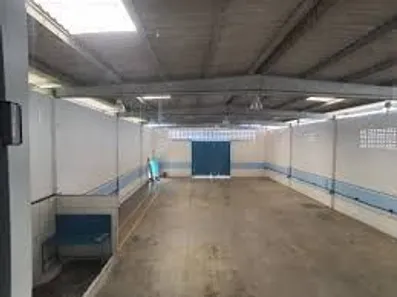Galpão/Depósito/Armazém para venda ou aluguel, 527m² no Centro, Camaçari