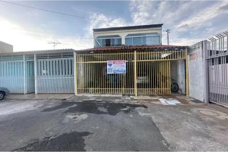 Sobrado com 4 Quartos à venda, 105m² no Samambaia Sul, Brasília