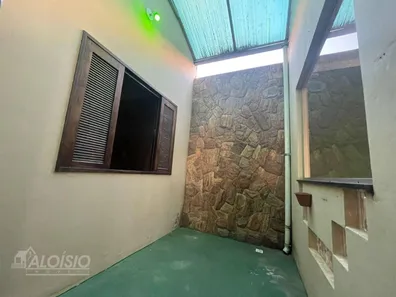Casa com 3 Quartos à venda, 151m² no Residencial São Charbel, Taubaté