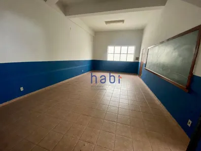 Prédio Comercial para alugar, 332m² no Vila Hortência, Sorocaba