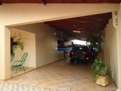 Imóvel Comercial com 3 Quartos à venda, 232m² no Remanso Campineiro, Hortolândia