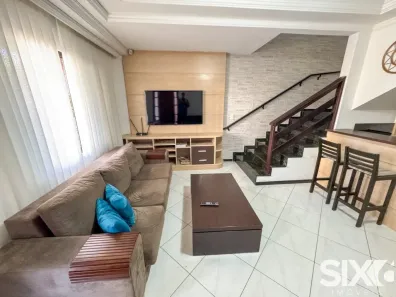 Sobrado com 4 Quartos para alugar, 290m² no Centro, Balneário Camboriú