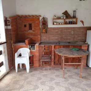 Fazenda/Sítio com 4 Quartos à venda, 140m² no Jd Castelano, Biritiba-Mirim