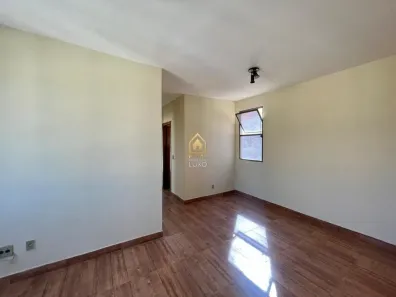 Apartamento com 3 Quartos para alugar, 82m² no Heliópolis, Belo Horizonte
