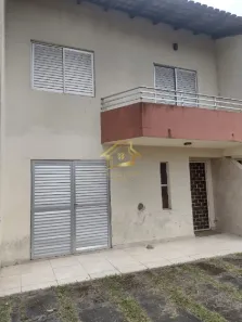 Sobrado com 3 Quartos à venda, 120m² no Centro, Matinhos