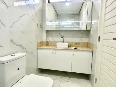 Casa de Condomínio com 4 Quartos à venda, 478m² no Candelária, Natal