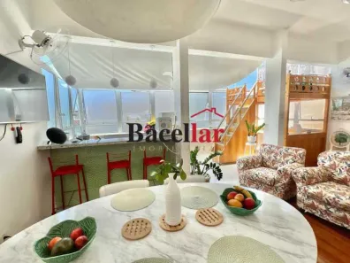 Cobertura com 3 Quartos para alugar, 200m² no Copacabana, Rio de Janeiro