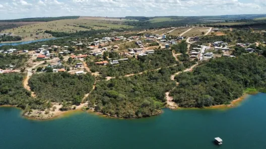 Fazenda/Sítio com 2 Quartos para venda ou aluguel, 200m² no , Abadiânia
