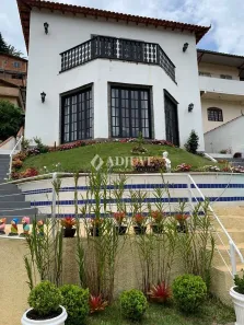 Casa com 4 Quartos para venda ou aluguel, 216m² no Cascatinha, Petrópolis