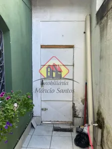 Sobrado com 3 Quartos à venda, 200m² no Vila Areao, Taubaté